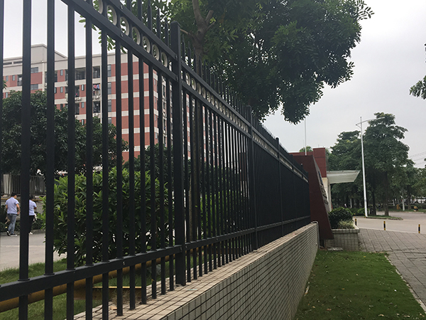 阳台护栏